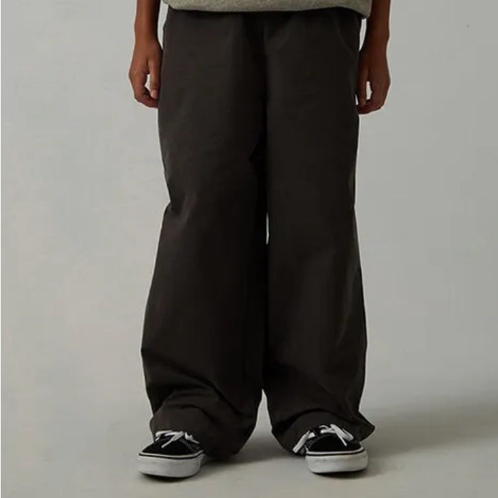 Fear of God Essentials wide leg pant kids size 6/7 Iron relaxed trousers